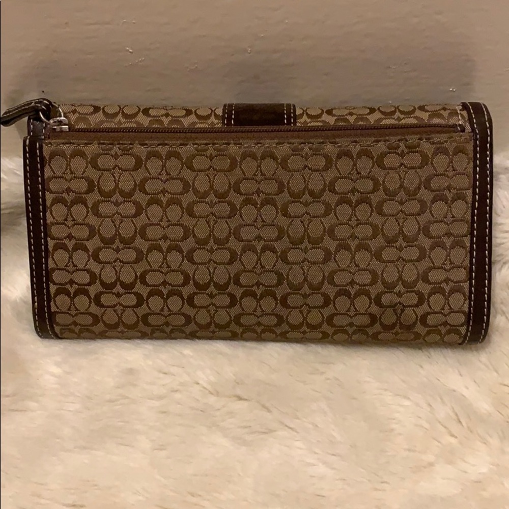 Coach Wallet - Picture 5 of 7